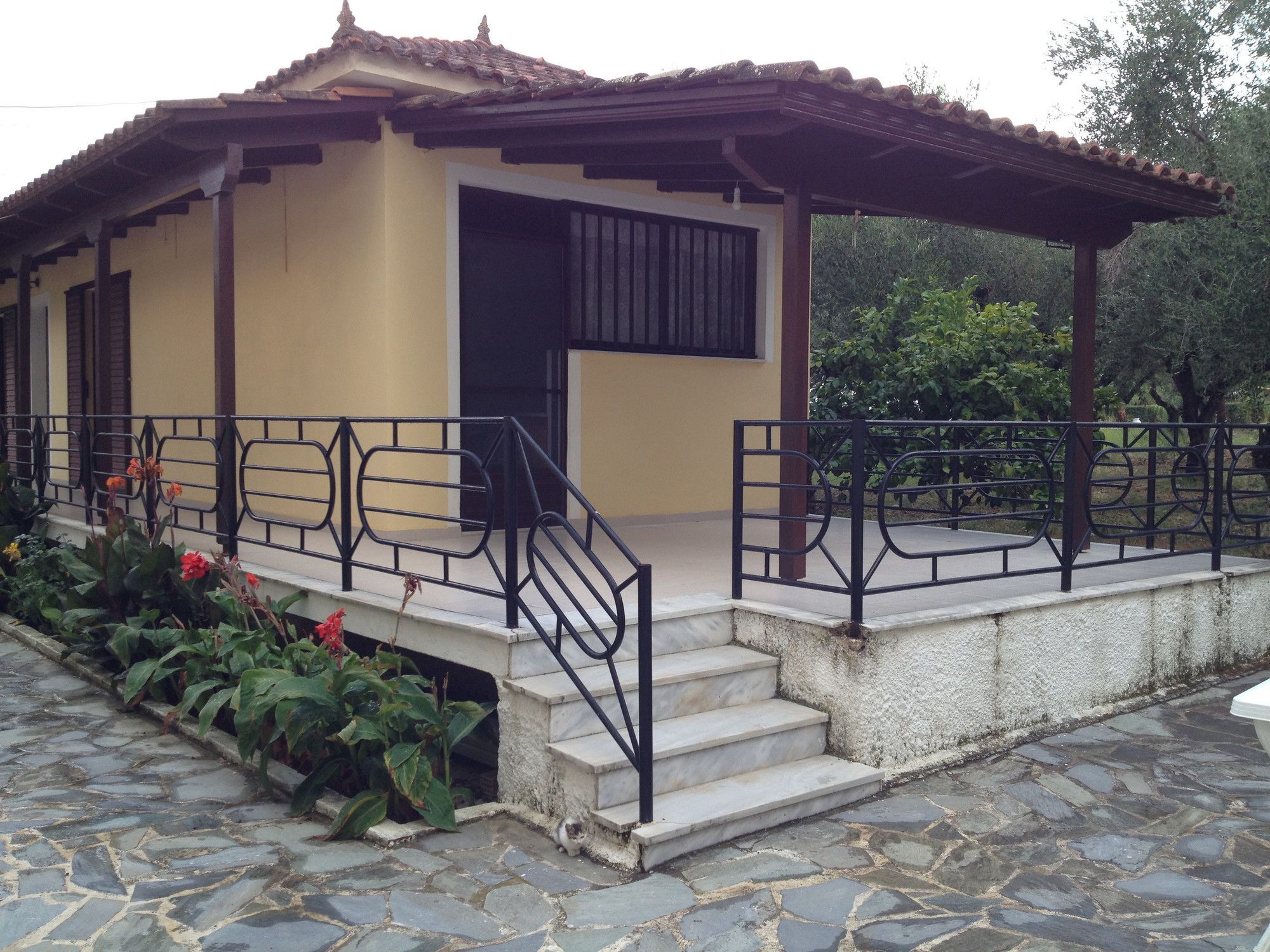 Alexandros Studios Laganas Buitenkant foto